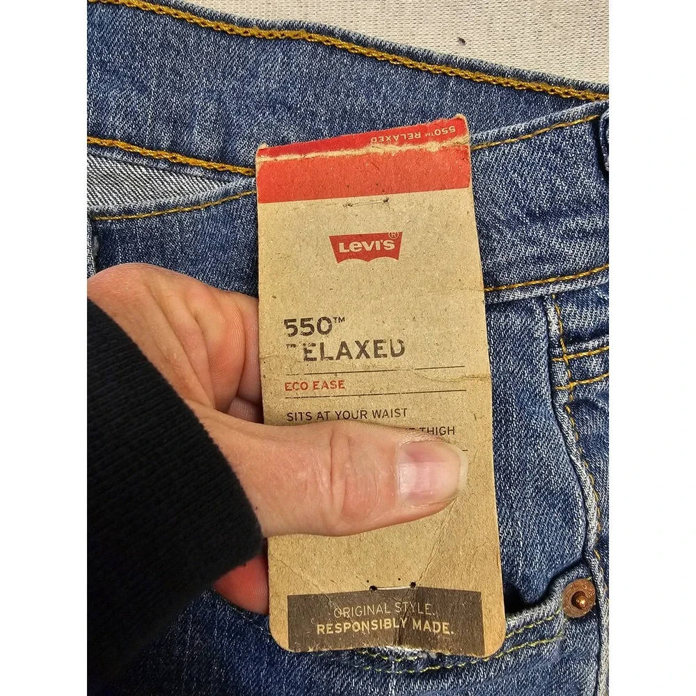 Levis 550‎ Relaxed Fit Jeans Mens 29x34 Medium Wash Eco Ease Denim Blue New